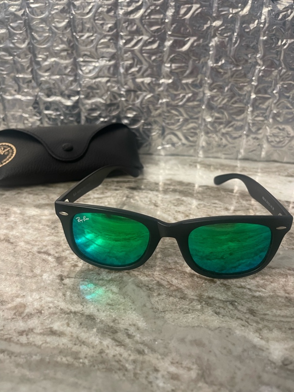 Authentic Ray-Ban 2140  Black Frame Sunglasses